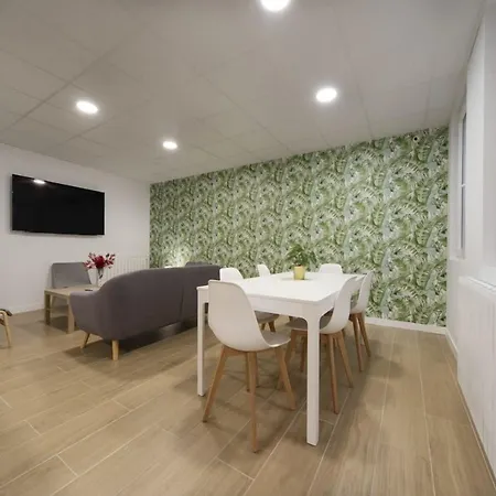 Vizcainos Garden فندق