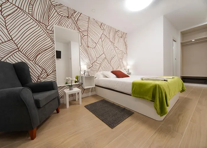 Vizcainos Garden * Сеговия